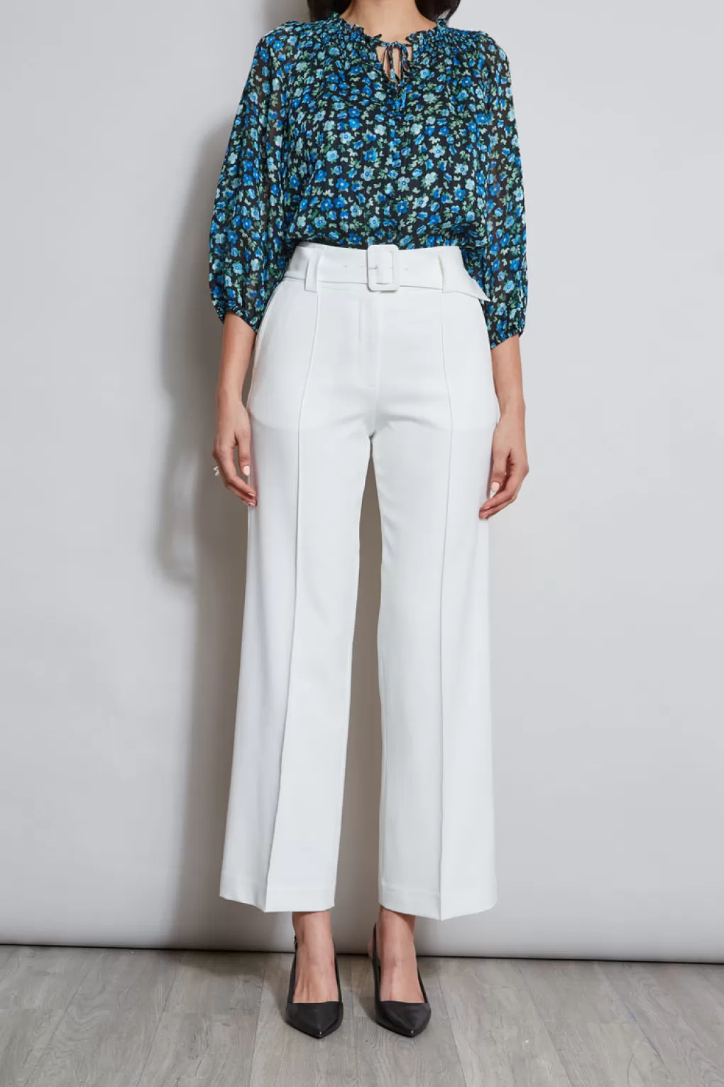 Store Elie Tahari Belted Crepe Pant Sky White