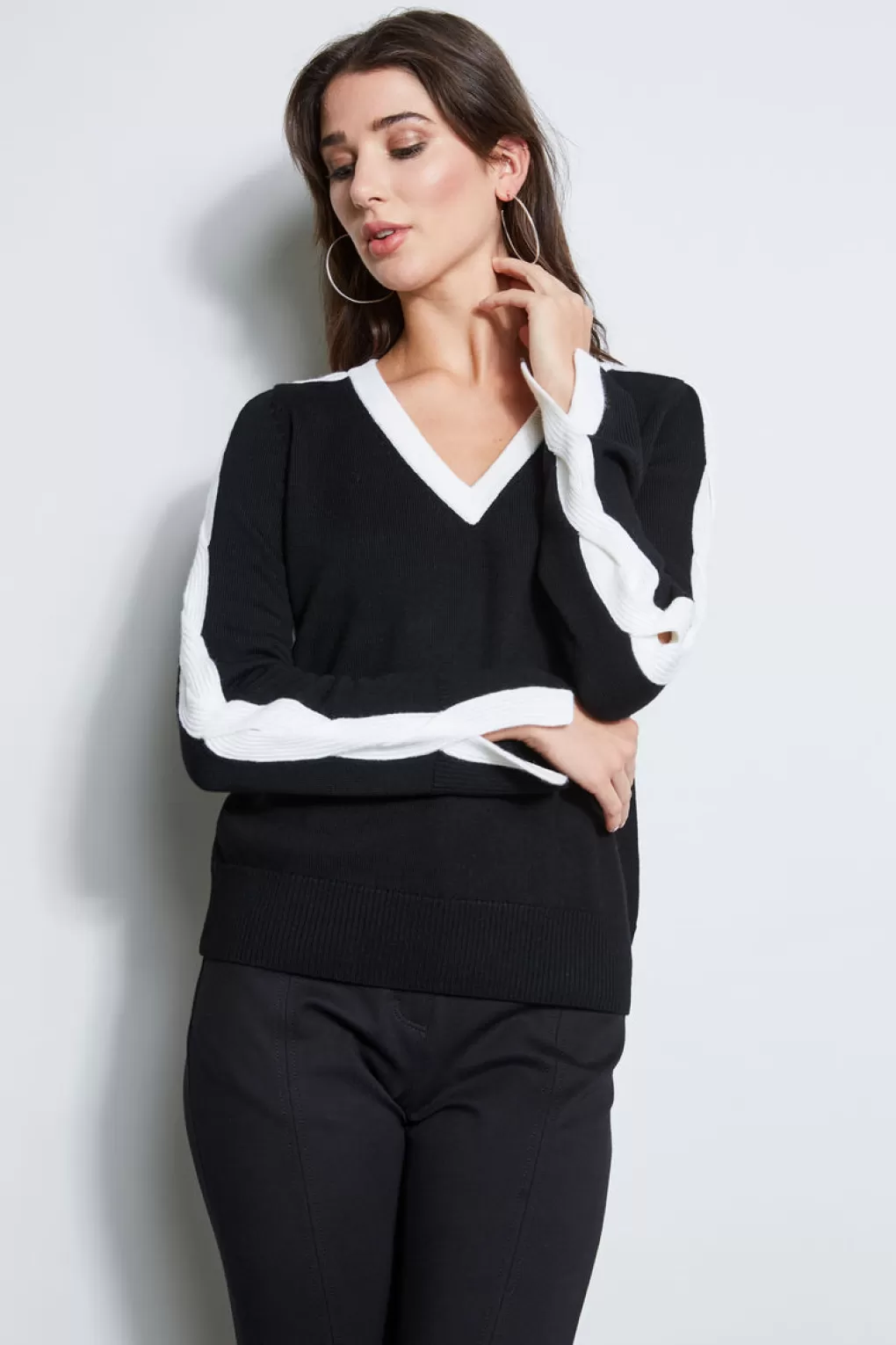 Flash Sale Elie Tahari Cable V-Neck Sweater BLACK