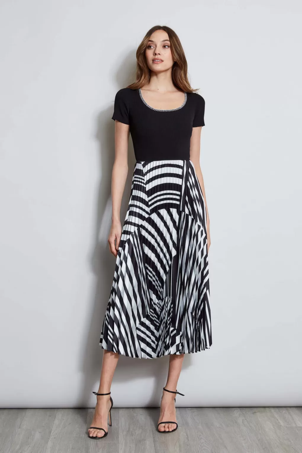 Hot Elie Tahari Geometric Pleated Dress Black/White