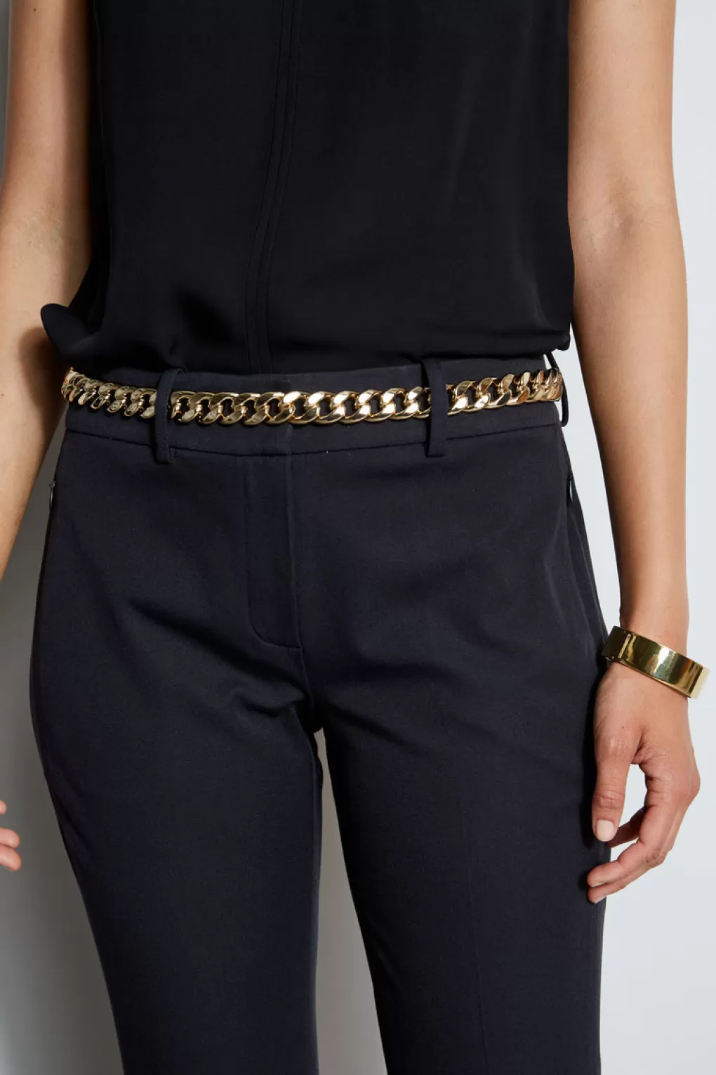 Clearance Elie Tahari Gold Chain Belt - Black Black-Gold