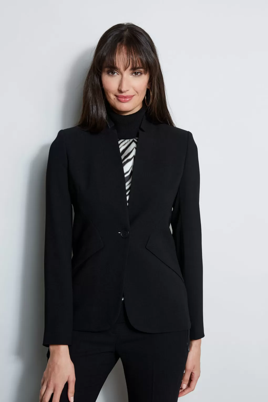 Fashion Elie Tahari Notched Collar Panel Blazer BLACK