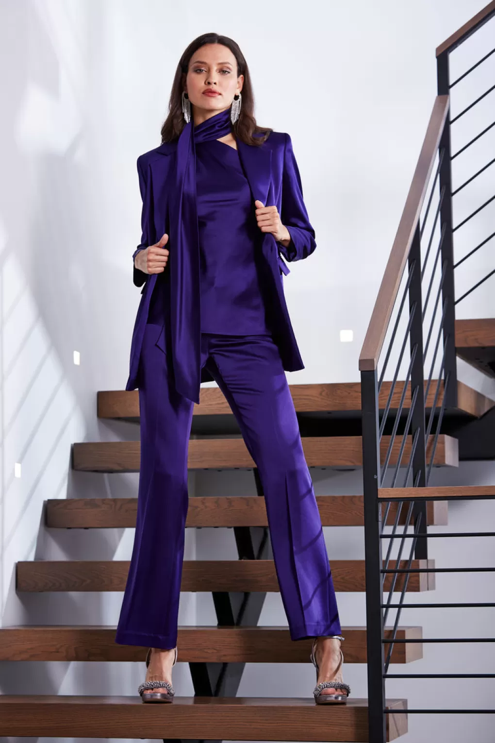 Store Elie Tahari Satin Boyfriend Blazer WINTER PLUM