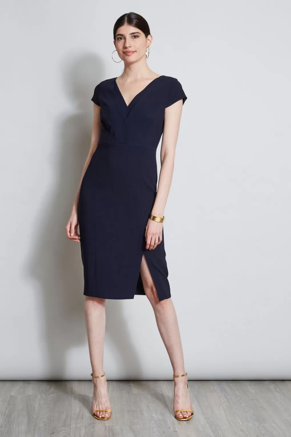 Hot Elie Tahari V-Neck Crepe Dress STARGAZER